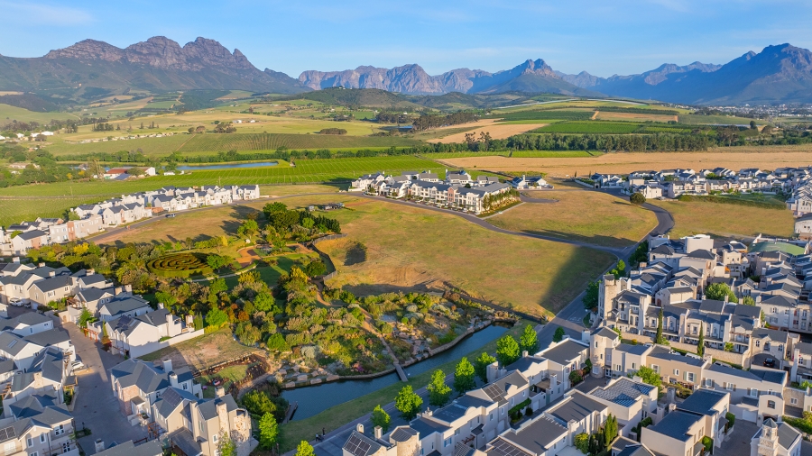 2 Bedroom Property for Sale in Nooitgedacht Village Western Cape